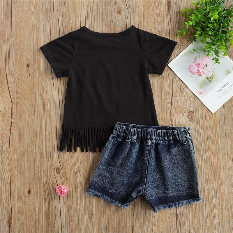 Toddler Girls Letter Print T-Shirt and Ripped Shorts