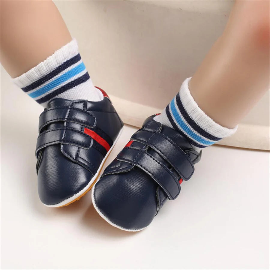 Unisex Artificial PU Casual Magic Tape Sneakers