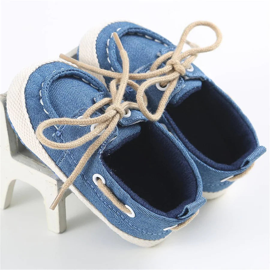 Unisex Lace Up Flat Shoes